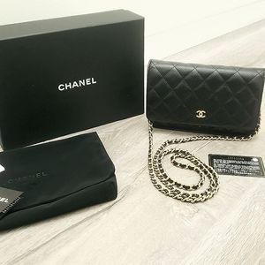 ***SOLD***100% Authentic Chanel Caviar Black GHW WOC